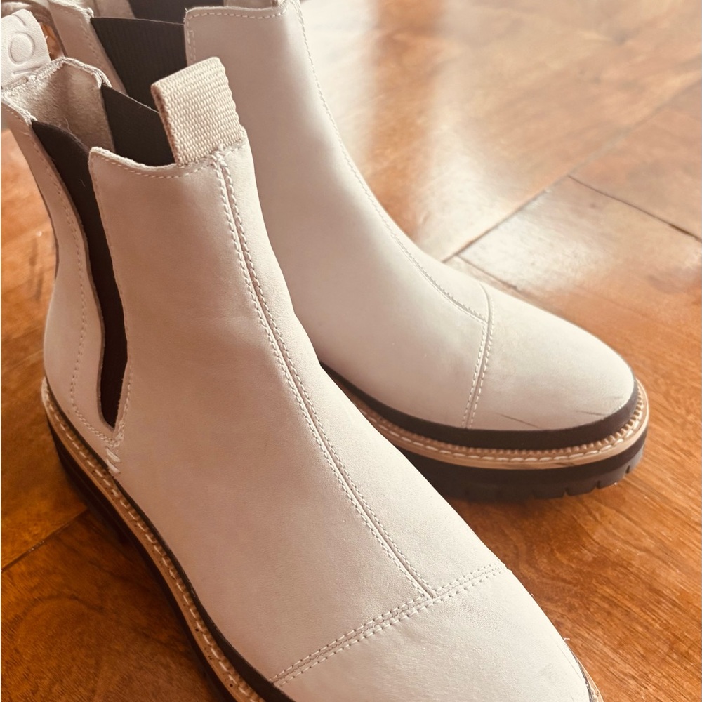 Toms Cream Ankle Boots
